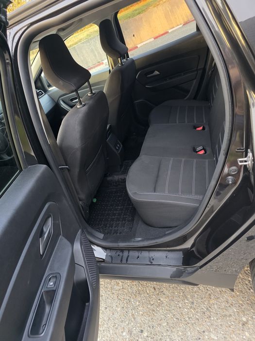 Dacia Duster Full Benzina + GPL din fabrica 100 CP Proprietar