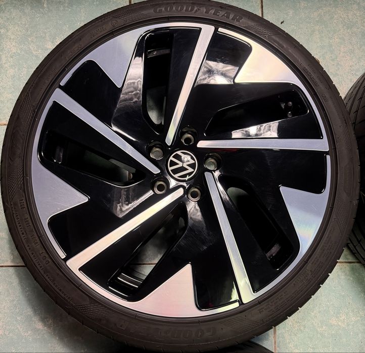 Roti/ jante aliaj R19 originale VW T-Roc Passat B9 225/40/19 vara 2022