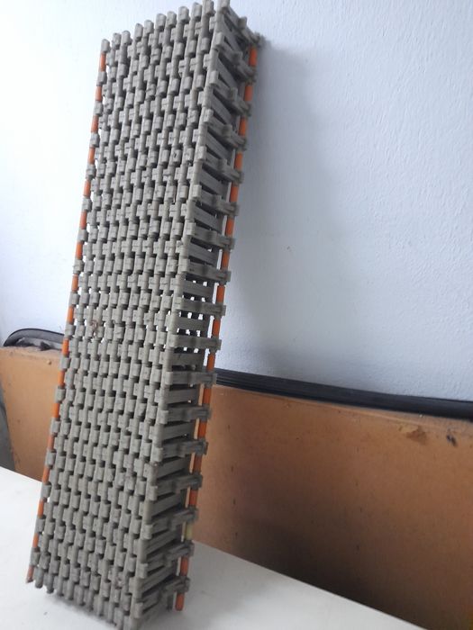 Пластмасови скари