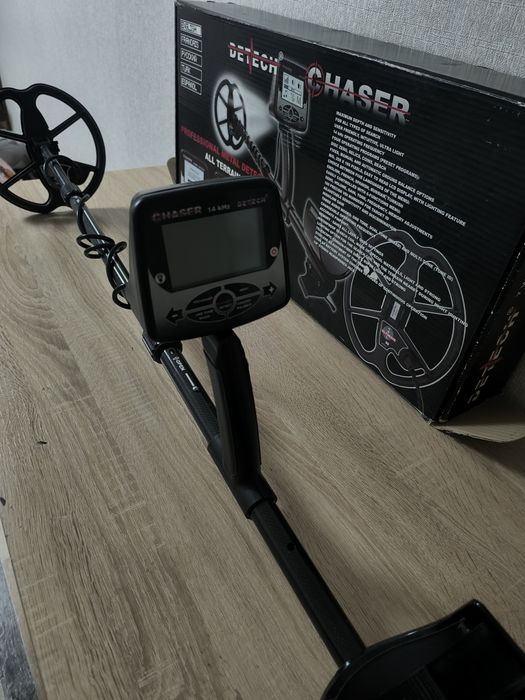 Металлоискатель Detech Chaser