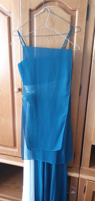 Rochie de ocazie, albastru turcoaz + esarfa, marimea 40, noua