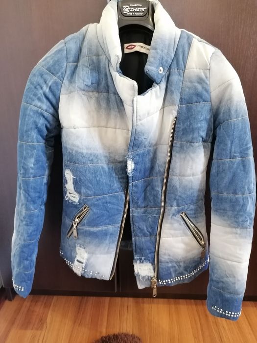 Geaca groasă de blug, Mexton