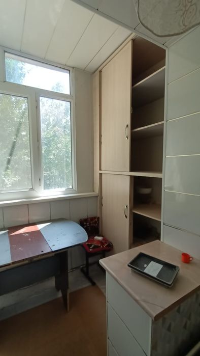 Продаётся 2ком.кв.10мкр.дом 4
