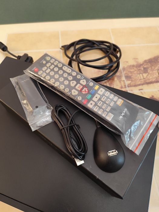 Oppo BDP-93EU Universal Network 3D Blu-ray Disc Player