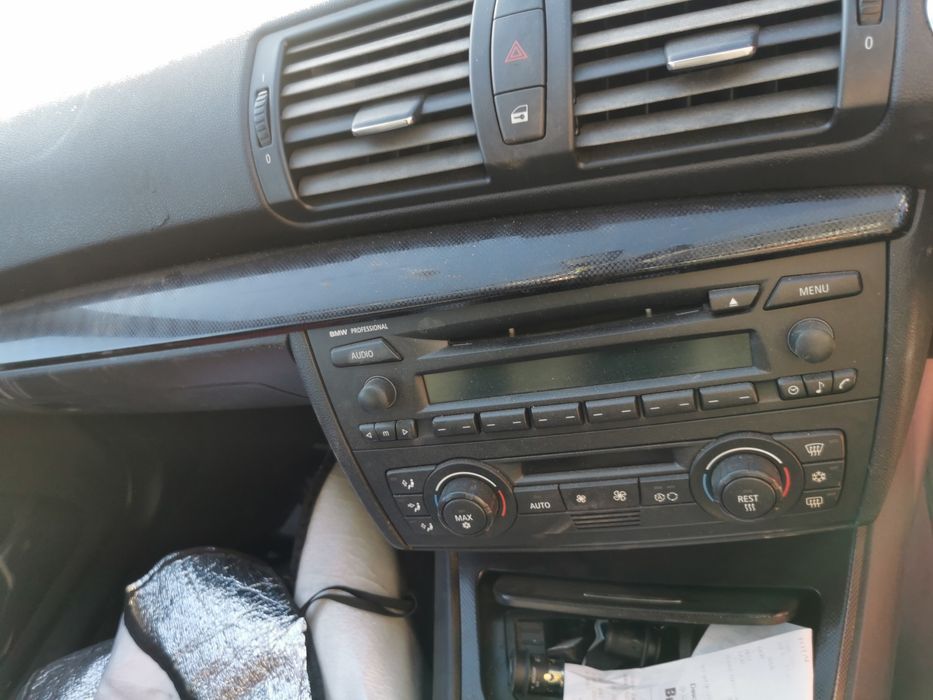 Bmw seria 1 e87 dezmembrez 96000 mille