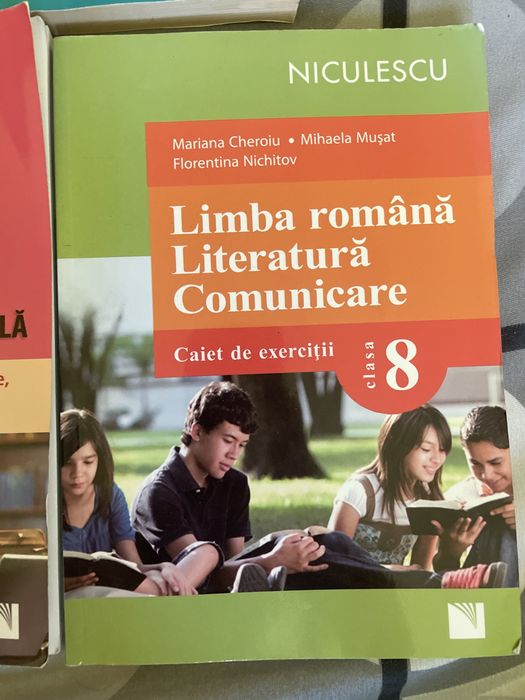 Manuale pentru pregatirea examenului de clasa a 8-a