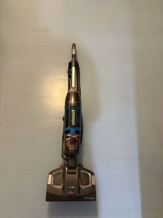 Aspirator si mop cu aburi Bissell