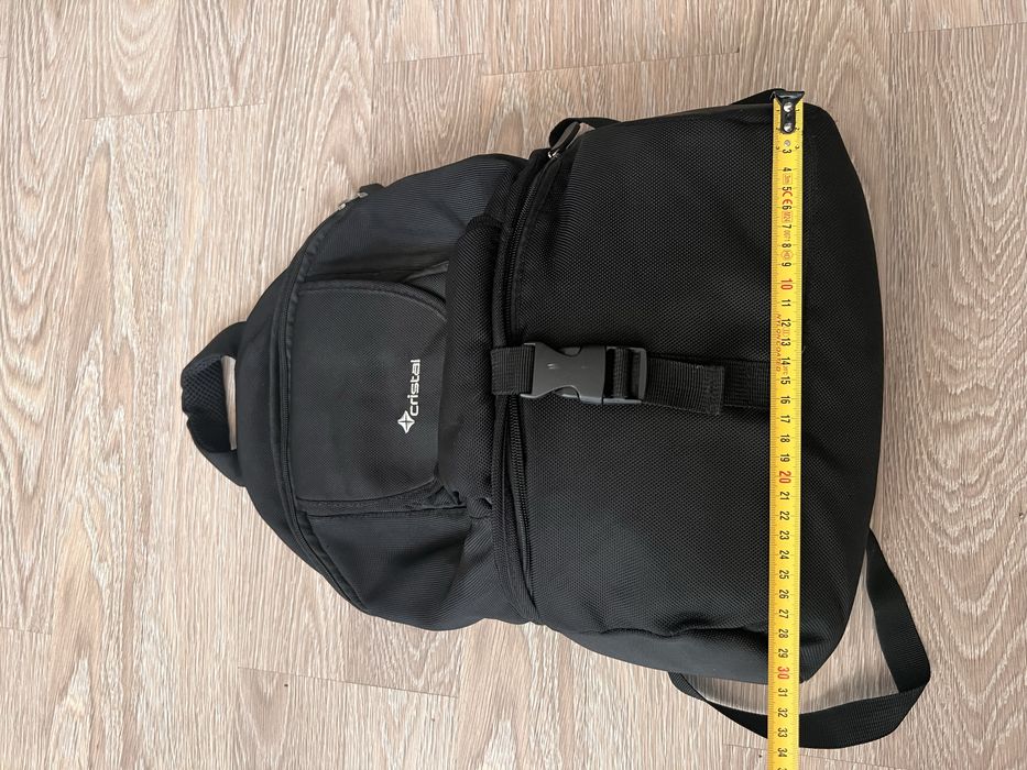 Rucsac Cristal pentru cameră DSLR – compartimentat și practic