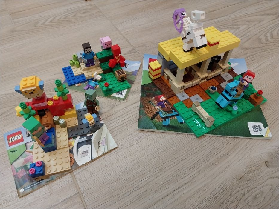 Vând diferite seturi Lego minecraft