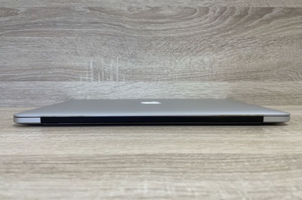 Vand MacBook Pro de 15,6 “ inch mid 2015