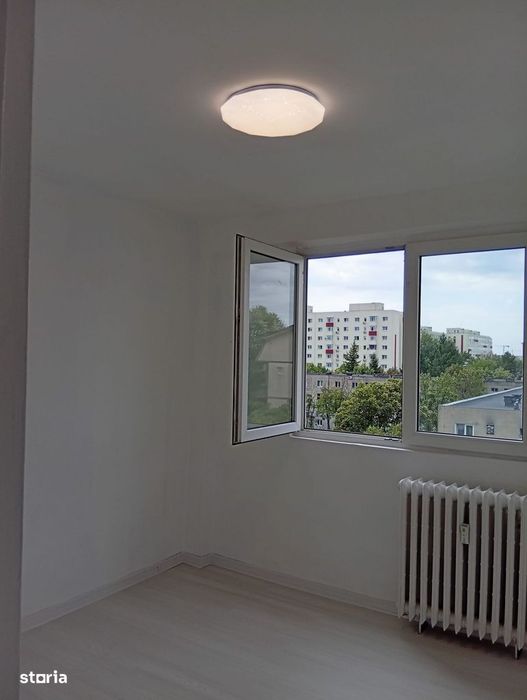 Direct proprietar vand apartament 2 camere , Aleea Lamotesti ,Berceni!
