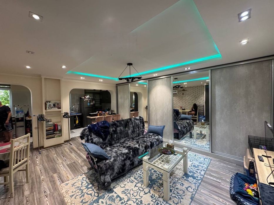 Дархан 3/3/4 77-серия мебель+техника Срочно балкон-2/6 75квм