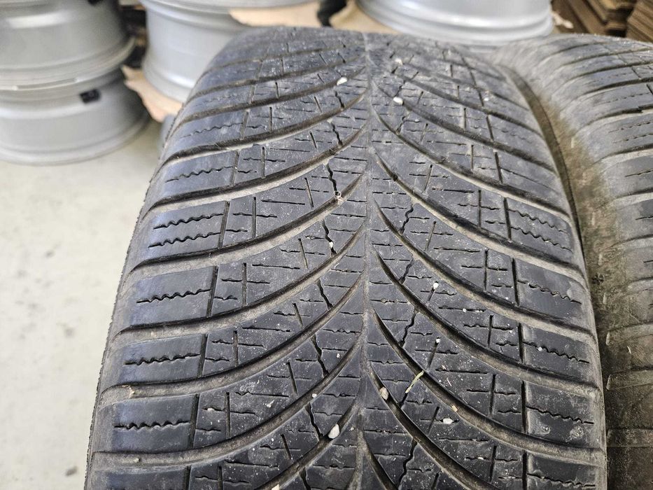 2 Anvelope MIXTE(vara-iarna) 225.55.17 'Goodyear' ; dot 2022