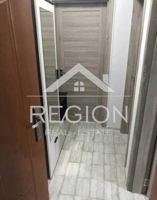 Дава се под наем Тристаен апартамент в Варна, ВИНС - 75 кв.м за 765 € - Снимка #3