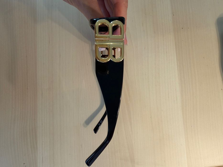 Balenciaga очила