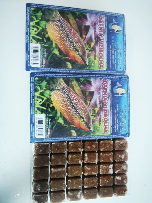 Hrana congelata de vie de orice fel.