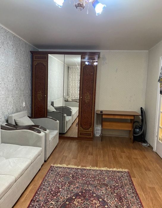 Продам Ленинградку 8 школа