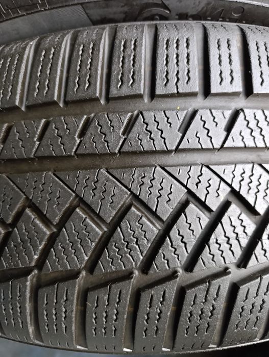 Anvelope de iarnă 215 55 17 Continental dot 2020