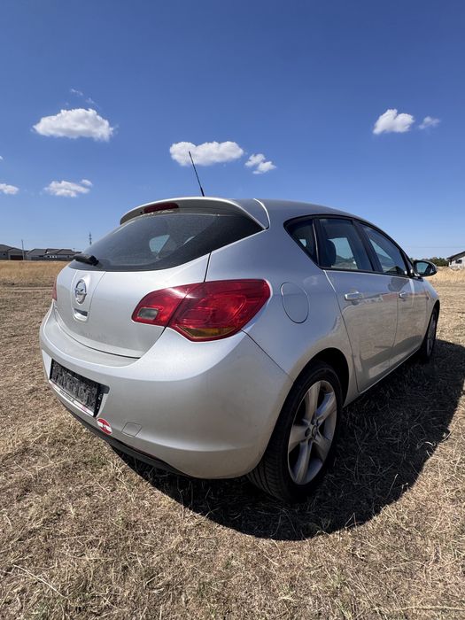 Opel Astra  1.6 Impecabila