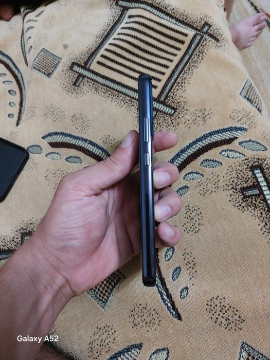 Samsung  s 22 plus 8 /256 sotiladi