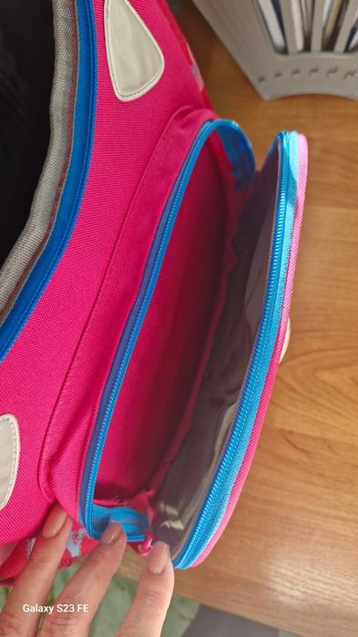 Почти новая сумка для школы