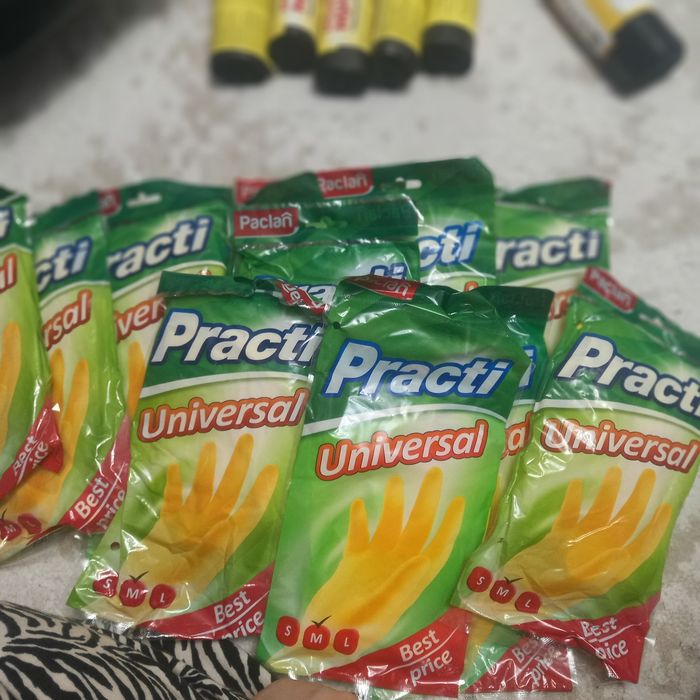 перчатки резиновые