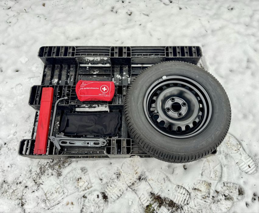 ЧИСТО НОВА Резервна гума+джанта 14цола 4x100+Авариен комплект за Opel