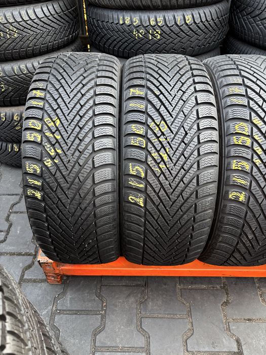 Anvelope Iarna 215/50/17 Pirelli Winter Cinturato 215 50 17 R17