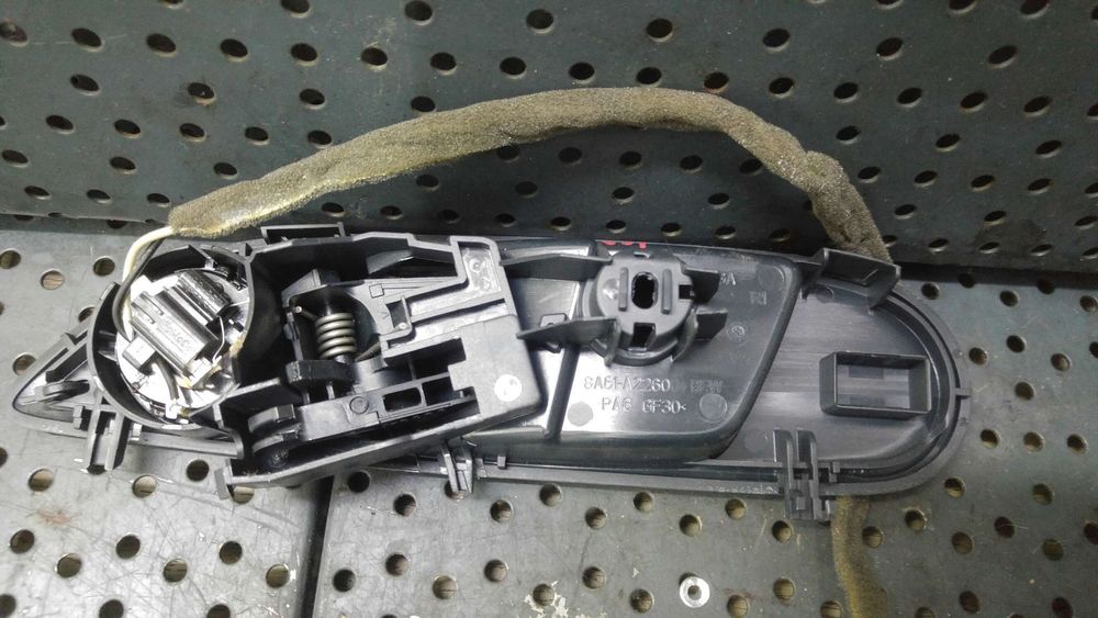 Maner interior dreapta fata ford fiesta 6 cb1 ccn 8a61a22600bfw