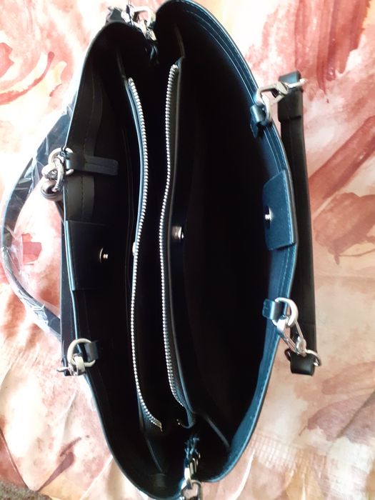 Нова дамска чанта