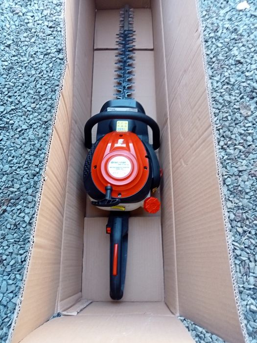 Foarfecă de tăiat gard