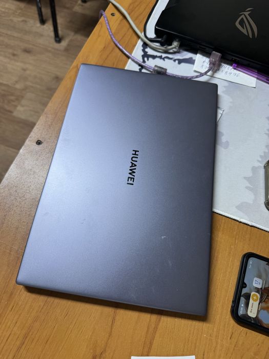 Huawei MateBook D14