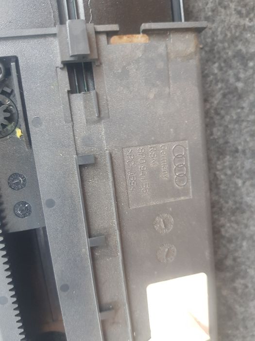 Визитник Audi A4 B7 Ауди А4 Б7