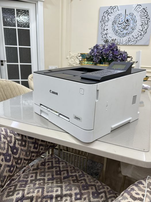 Принтор цветной Canon LBP631Cw