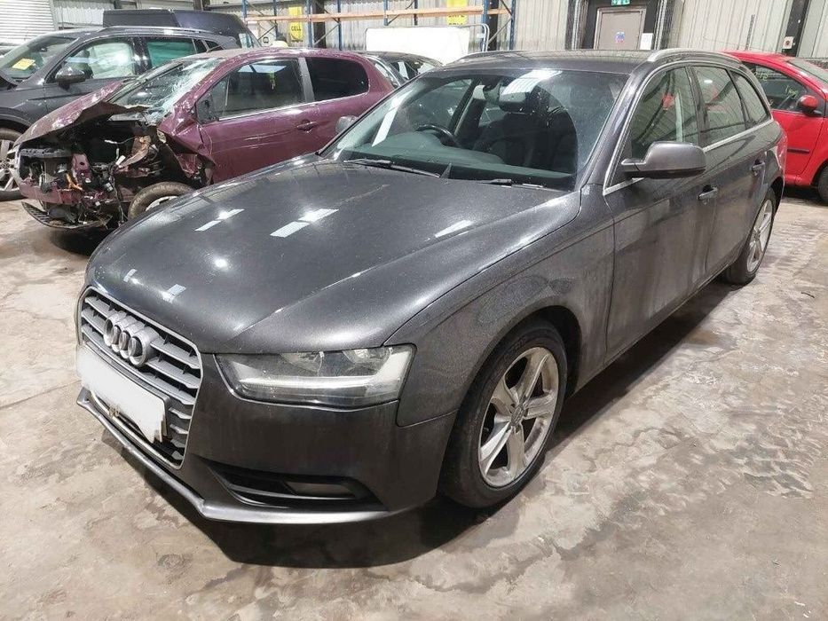 Praguri Audi A4 B8 2013 AVANT 2.0 TDI CGLD