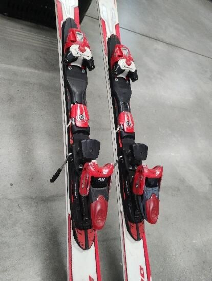 Schiuri schi pe pârtie cu - produs resigilat - (SecondHand) Decathlon