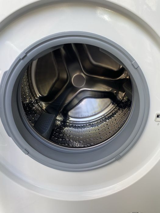 Пералня Bosch Serie 6 WUU28T42 9 кг.