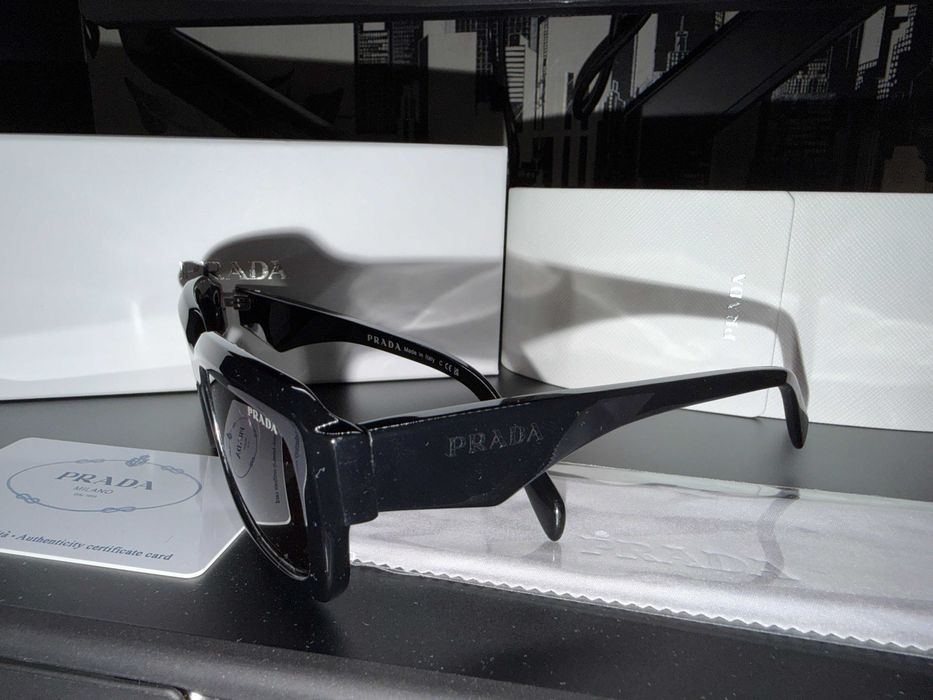 ochelari Prada PR 27ZS – noi, cu toc si accesorii