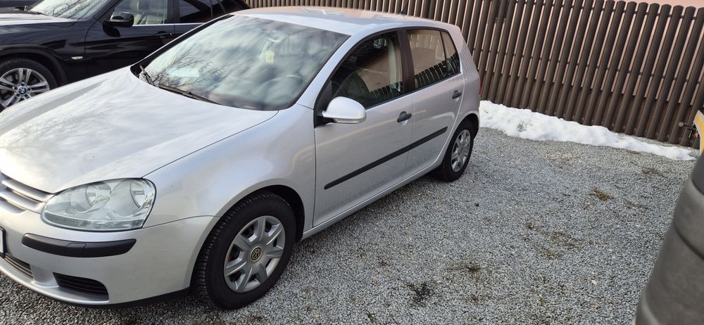 Gof 5 benzina an 2005