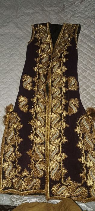 Zar chopon  qòl mexnatida tikilgan