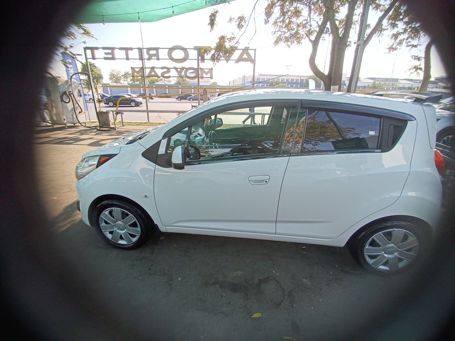 Sipark moshina sotilad