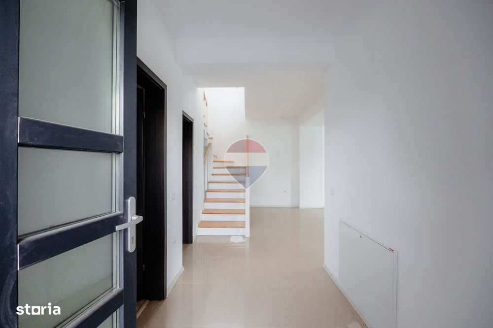 Casă tip duplex, P+1E, 174mp construiți — Budeasa Mare, Argeș