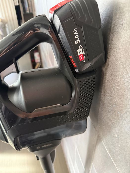 Електрическа  прахосмукачка BOSH