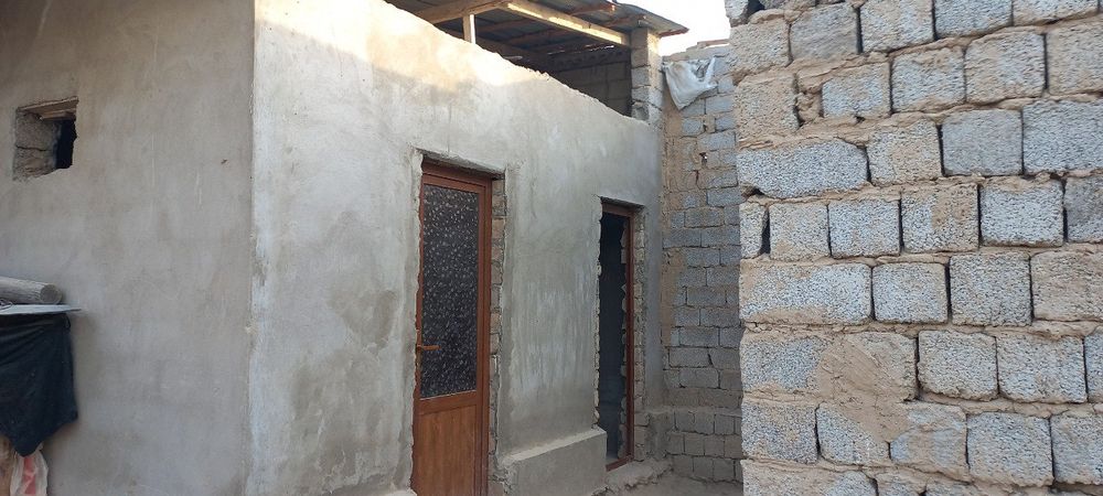 Назарбек   текстил   5  соток   ховли  жой   сотилади