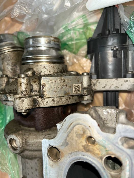 Turbina BMW 1.5 b38 11657633795
