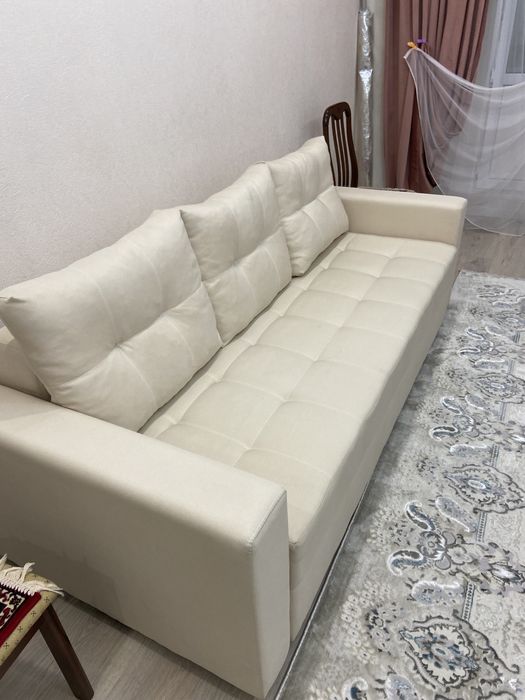 Продам диван в хорошем состоянии