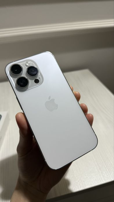 Iphone 14pro,256гб