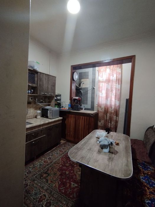 Yunusobod 6kv sotiladi 4xona