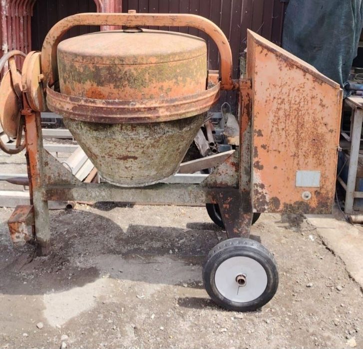 Betoniera 300litri