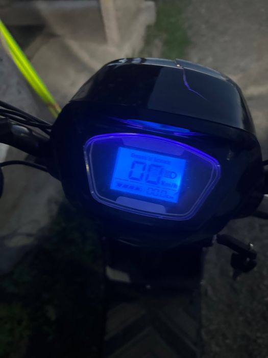 Элеутроскутер Ск8 80.000